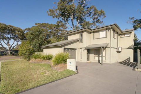 Harmony House - Bateau Bay, NSW - e-Seniors 0