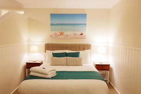 Hawley Beachside Accommodation - e-Seniors 0
