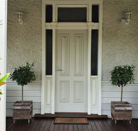 Healesville House - Magnolia House - e-Seniors