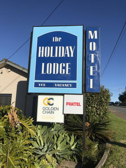 Holiday Lodge Motor Inn - e-Seniors 0