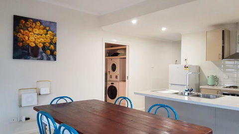 Homely Getaways - Eighth Street Mildura - e-Seniors 2