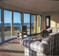 Horizons Beachfront Apartment - e-Seniors