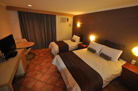 Hospitality Port Hedland - e-Seniors 1