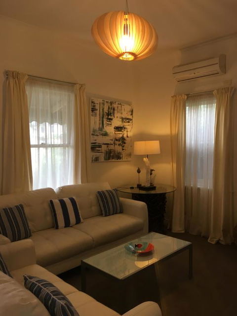 Kaikora Seaside Cottage - e-Seniors 2