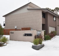 Khione 1 - Modern  spacious with views towards Lake Jindabyne  the mountains beyond - e-Seniors