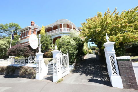 Kilmarnock House Edwardian Accommodation - e-Seniors 2