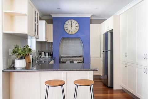 Kinross Cottage - Neat And Stylish, Sleeps 9 - e-Seniors 1