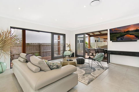 La Luna - Lennox Head - e-Seniors 1