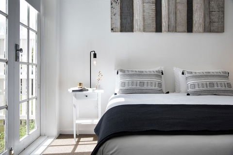 Lake Daylesford Apartment 2 - e-Seniors 1