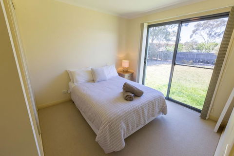 Lakeview - Waterviews On Newlands Arm - e-Seniors 1