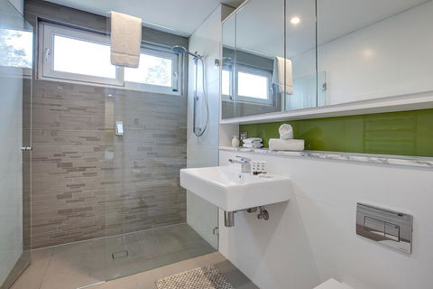 Large And Brand-new Apartment Close To City - e-Seniors 2