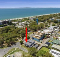 LAVISH BEACH HOUSE ON THE SURF SIDE - e-Seniors