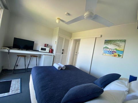 Leisure-Lee Holiday Apartments - e-Seniors 2