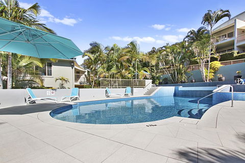 Lennox Beach Resort - e-Seniors 2
