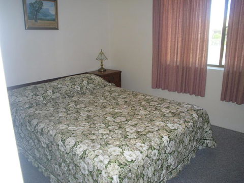 Light, Airy 1st Floor Unit - Marbrin Close, Bellara - e-Seniors 2