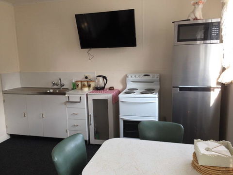 Lillydale Farm Accommodation Greenacres - e-Seniors 0
