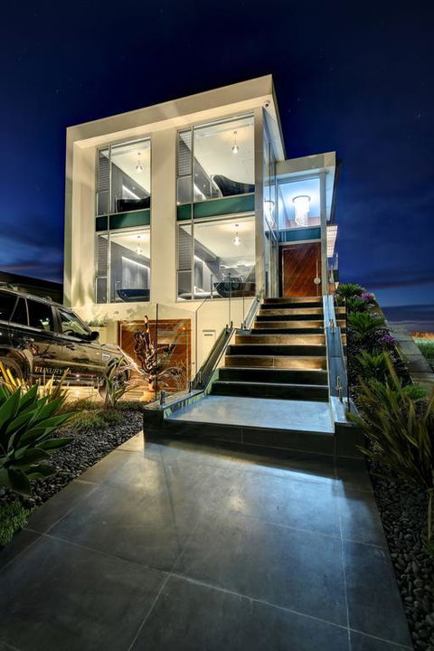 Luxe Haus - e-Seniors 3