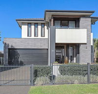 Luxury Brand New Home - e-Seniors