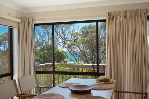 Magical Mystery Bay Road - e-Seniors 1