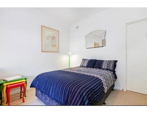 Manly Tranquil Escape - Modern Flat With Pool - e-Seniors 2