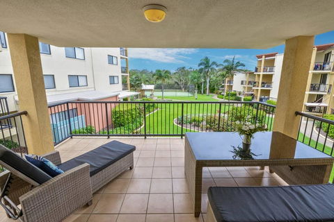 Marcoola Beachfront 3BR -Pool-100m To The Beach. - e-Seniors 2