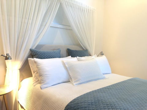 Messmates Luxury Eco Suites - e-Seniors 0