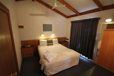 Metung Holiday Villas - e-Seniors 2
