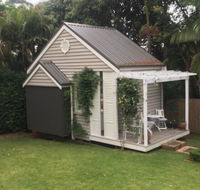 Mini Manor Bangalow Note 2 night minimum stay - e-Seniors