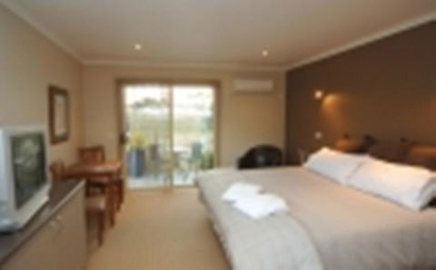 Motel Strahan - e-Seniors 1