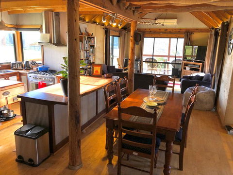 Mountain Grass Lodge (2 Bedroom) - e-Seniors 1