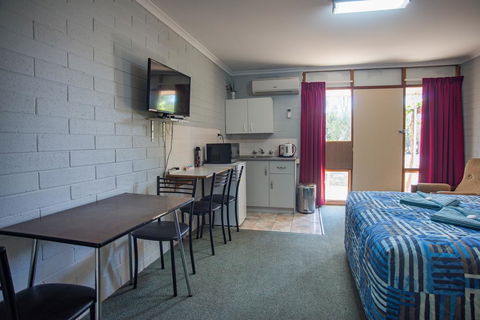 Murray Bridge Motor Inn - e-Seniors 2