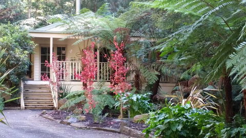 Myers Creek Cascades Luxury Cottages - e-Seniors 0