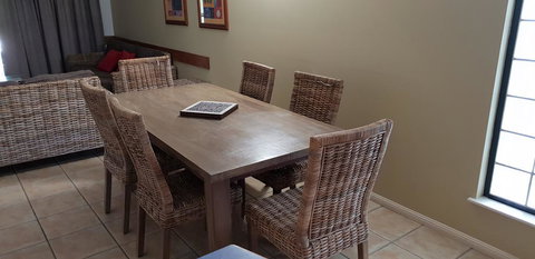 Nautilus Holiday Apartments - e-Seniors 2