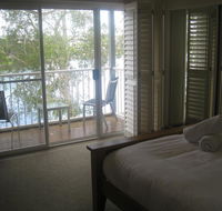 Noosa Entrance Waterfront Resort - e-Seniors