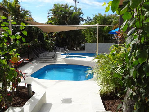 Noosa Gardens Riverside Resort - e-Seniors 0