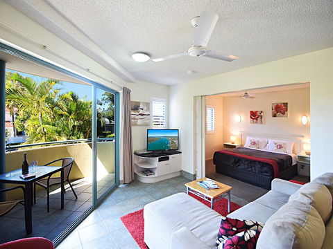 Noosa River Sandy Shores - e-Seniors 0