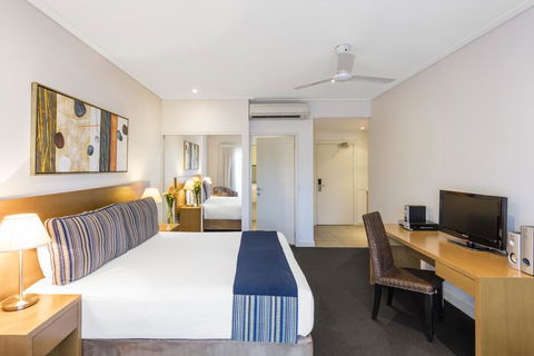 Oaks Broome Hotel - e-Seniors 3