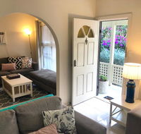 Ocean Beach Cottage - e-Seniors