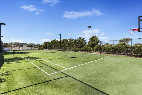 Ocean Luxe Retreat Luxury House With Pool, Tennis Court, Fireplace, Walk To Beach - e-Seniors 2