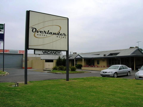 Overlander Hotel Motel - e-Seniors 1