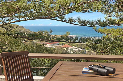 Pacific Tower Penthouse - e-Seniors 1