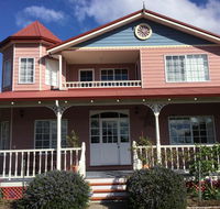 Painted Lady Bed  Breakfast - e-Seniors