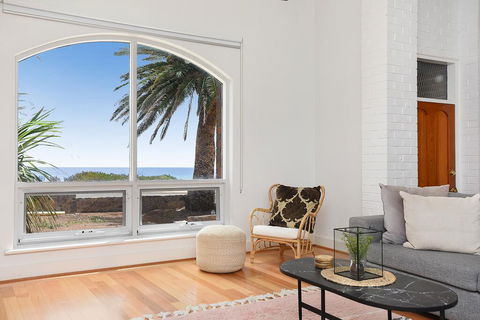Palms On The Esplanade - Sellicks Beach - WiFi - e-Seniors 1