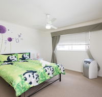 Panda Holiday -Close Mountain Ocean Pet Friendly - e-Seniors