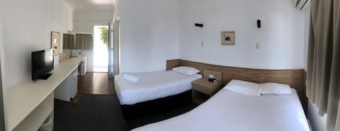 Panorama Motor Inn - e-Seniors 3