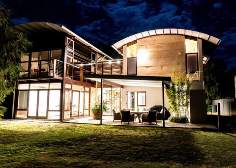 Paradise In Dunsborough - e-Seniors 3