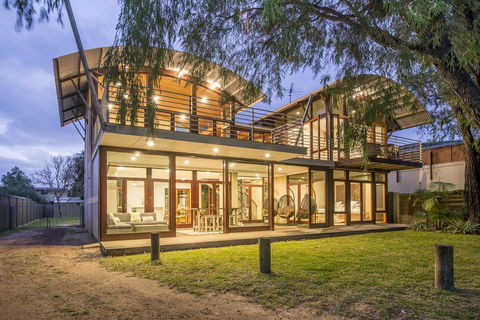 Paradise In Dunsborough - e-Seniors 0