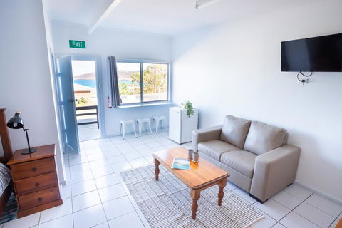 Penneshaw Beach Stay - e-Seniors 0