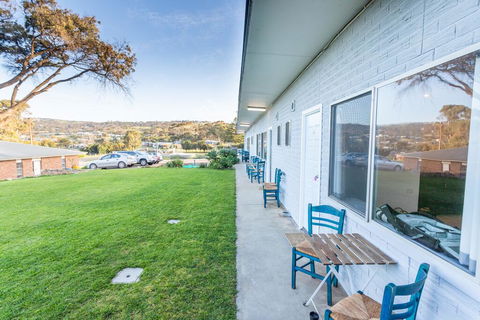 Penneshaw Beach Stay - e-Seniors 1