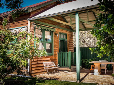 Peppercorns B&B - e-Seniors 2